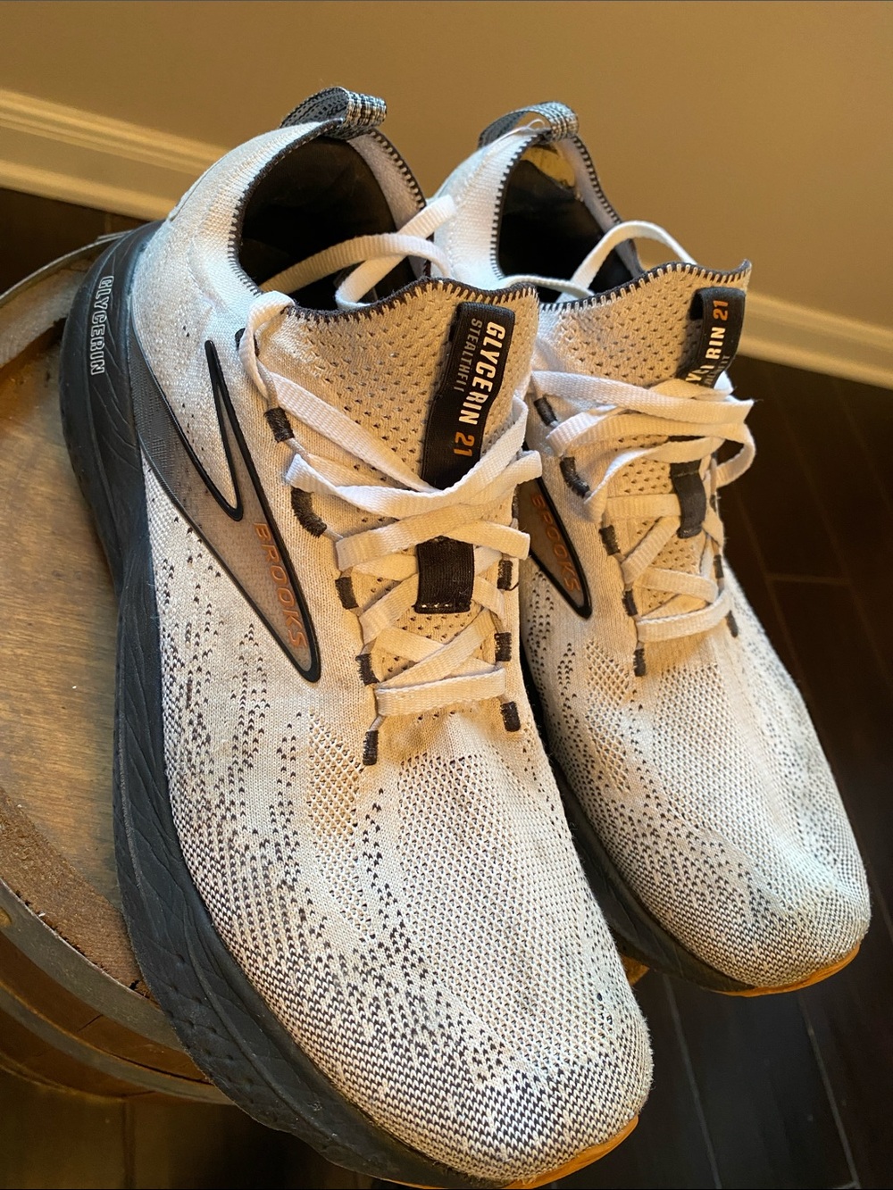 Brooks Glycerin 21 Stealth nitro gin injected size 10 men's